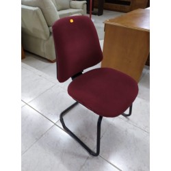 SILLA DE OFICINA ROJA DE TERCIOPELO